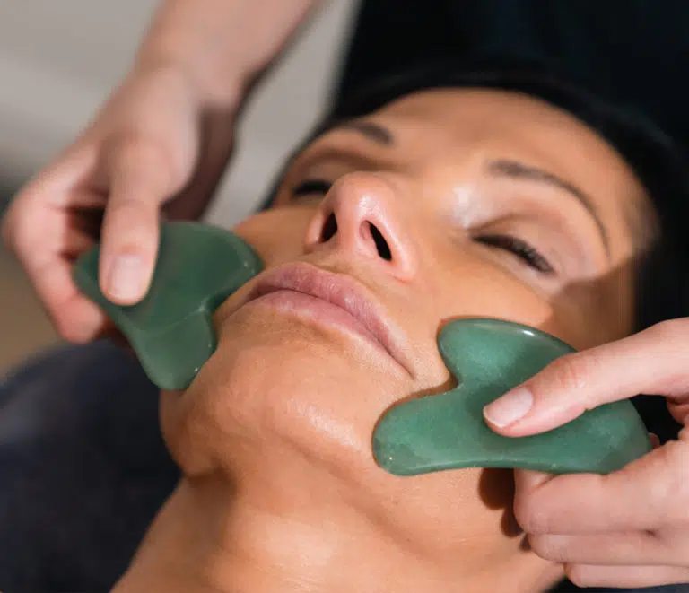 img-33-1-1-768x661.jpg Advanced Facials